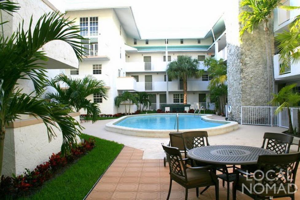 Suites At Coral Resorts ميامي المظهر الخارجي الصورة