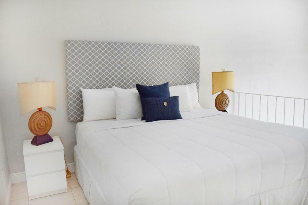 Suites At Coral Resorts ميامي المظهر الخارجي الصورة