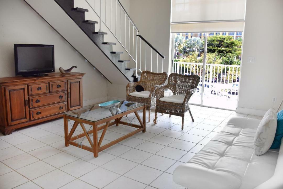 Suites At Coral Resorts ميامي المظهر الخارجي الصورة